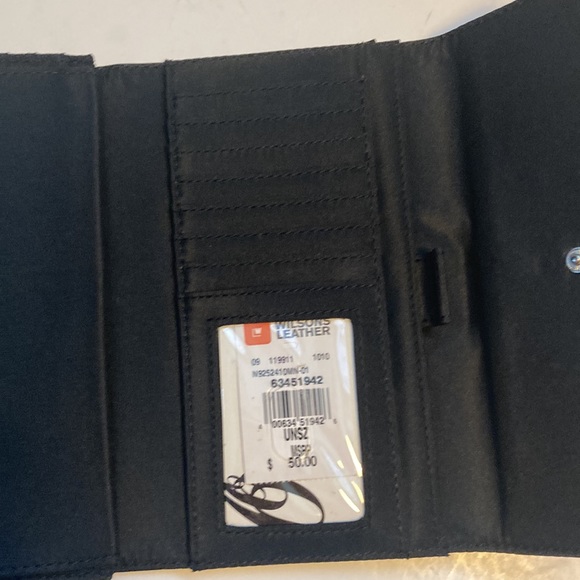 New Nine West Black Wallet - Picture 3 of 8